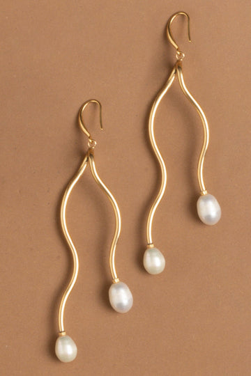 Double White Pearl Curve Earrings - Nakamol